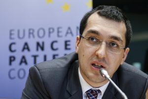 media-146348523577175300-1