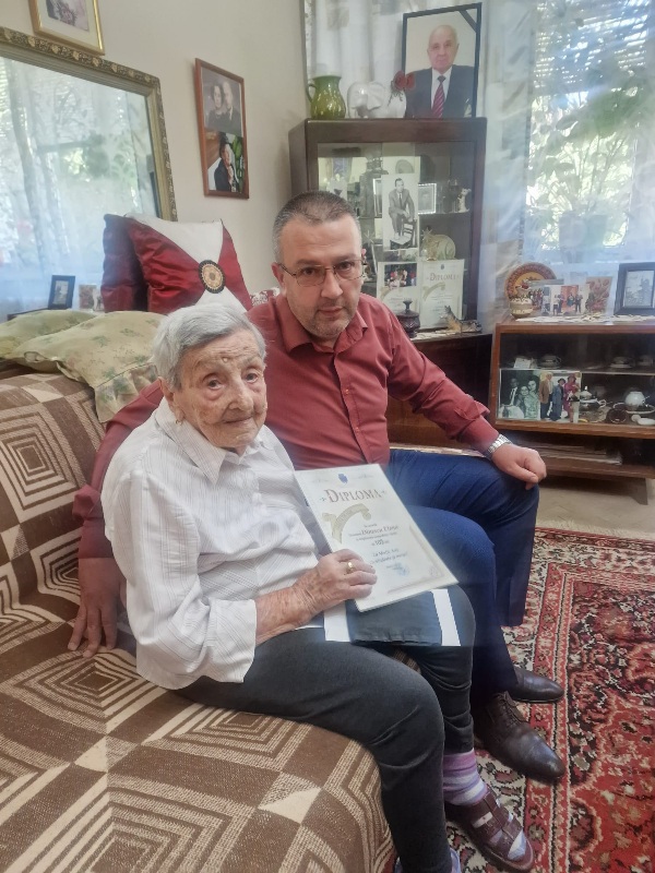 centenar_elena_dinescu-1